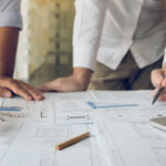 Tenant Project Management vs. In-House Management Pros and Cons